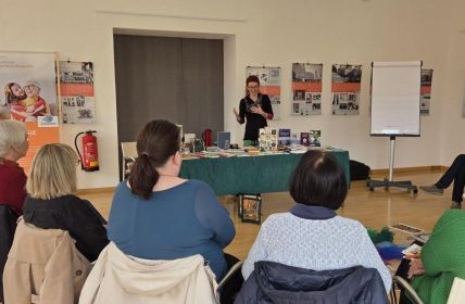 Vorleseseminar für Senioren in Nördlingen: Kostenlos am 25. (Foto: Ursula Leinfelder, LRA Donau-Ries.)